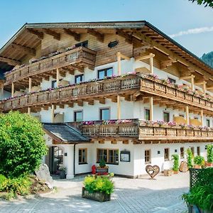 Hotel Schoerhof ザールフェルデン・アム・シュタイナーネン・メアー Exterior photo