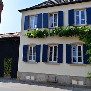 ホテル Gaestehaus & Weingut Gehrig Weisenheim am Sand Exterior photo