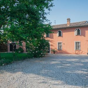 Ducato di FabriagoLa Quercia In Giardinoアパートメント Exterior photo