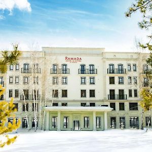 ラマダ ホテル&スイーツ バイ ウインダム ノヴォシビルスク ジューコフカ Exterior photo