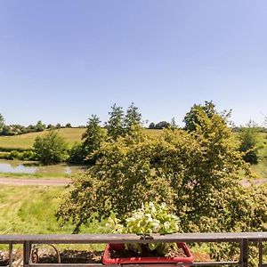 Châtillon-en-Bazois Les Barboulottesヴィラ Exterior photo