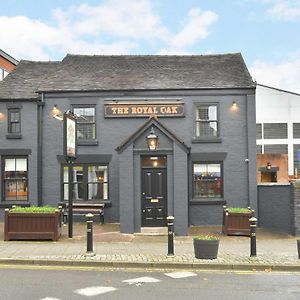 ホテル The Royal Oak Biddulph  Exterior photo