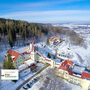 ホテル Klinika Mlodosci Medical Spa Świeradów-Zdrój Exterior photo