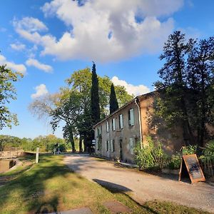 Mas-Saintes-Puelles La Bonne Planque Bed & Breakfast Exterior photo