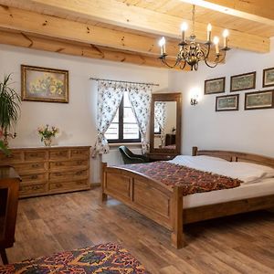 Blizyn Chata Pod Swinia Gora Bed & Breakfast Exterior photo