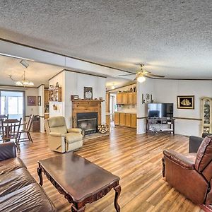 Rustic Family Home And Acreage About 20 Mi Hocking Hills ランカスター Exterior photo