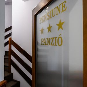 ホテル Juliu'S Panzio Csikszereda Exterior photo