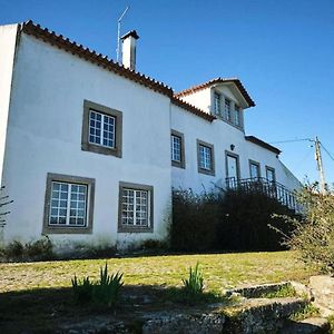 Beautiful 10-Bed Cottage In Celorico With Pool セロリコ・ダ・ベイラ Exterior photo