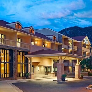 Glenwood Hot Springs Resort グレンウッド・スプリングス Exterior photo