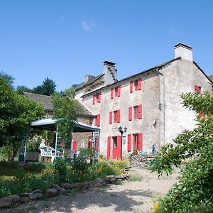 Villefranche-de-Panat Le Mas Bertrand Bed & Breakfast Exterior photo