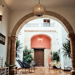 Frenteabastos Suites Cafe Hostal & Apartments カルモナ Exterior photo
