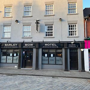 Barley Mow Hotel ポンテフラクト Exterior photo