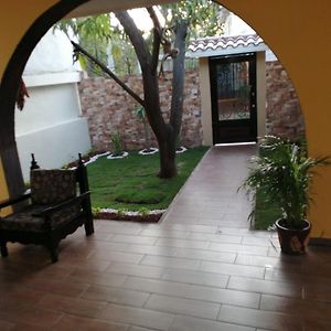シウダー・バージェス Casa Mangoヴィラ Exterior photo