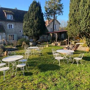 Pressagny-lʼOrgeuilleux Une Vie En Rose Bed & Breakfast Exterior photo