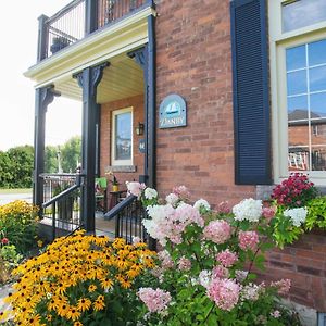 Markdale Danby House Bed & Breakfast Exterior photo