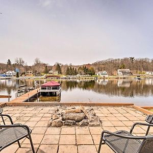 Cozy Castleton Cabin With Fire Pit And Water Access!ヴィラ Exterior photo