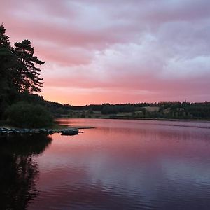 Monlet Lac De Malaguet Bed & Breakfast Exterior photo