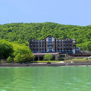 Macara Lake Park クバ Exterior photo