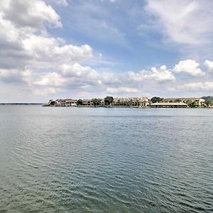 Lake Lbj Condo With Balcony And Shared Boat Docks ホースシュー・ベイ Exterior photo