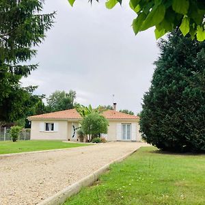 Saint-Genes-de-Fronsac Maison Familiale Avec Jardin De 1500M2ヴィラ Exterior photo