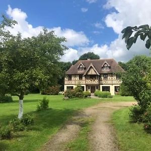 Saint-Étienne-la-Thillaye Manoir Melphil Bed & Breakfast Exterior photo