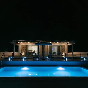 Anastasia'S Luxury Homes コキノス・ピルゴス Exterior photo