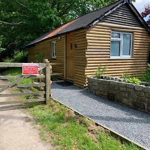 1 Bedroom Woodland Cabin ローンソン Exterior photo