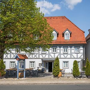 ホテルレストラン ハイリゲンスタター ホフ Heiligenstadt in Oberfranken Exterior photo