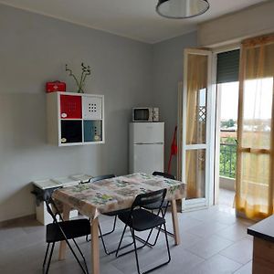 Fare Bnb - Room Del Parco レッジョ・エミリア Exterior photo