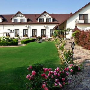 Zaręby Kościelne U Sarnowskich Bed & Breakfast Exterior photo