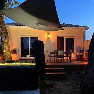 キュサック＝フォール＝メドック Maison Vue Sur Vignes Avec Spa Jacuzzi Privatifヴィラ Exterior photo