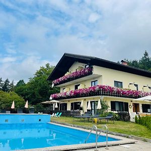 ホテル Pension Waldschenke Am Woerthersee フェルデン・アム・ヴェルターゼー Exterior photo