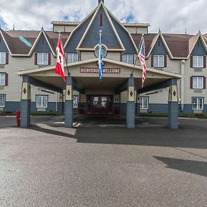 ホテル クオリティ イン リビエールデュループ Rivière-du-Loup Exterior photo
