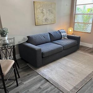 Fully Furnished Hollywood, Min 1 Month Stay, Cozy Unit Exterior photo