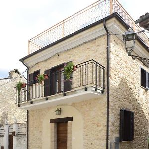 Collepardo Casa Vacanza Orto Dei Preti Bed & Breakfast Exterior photo