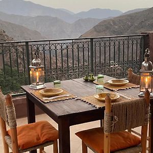 Oussertek Issouganes N Toubkal Maison D Hotesヴィラ Exterior photo