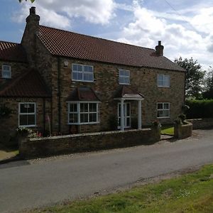 Donington on Bain The Old School Bed & Breakfast Exterior photo