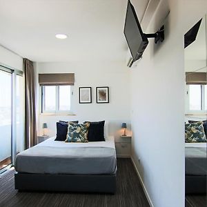 Phaedrus Living: Luxury Suite Nicosia 510 Exterior photo