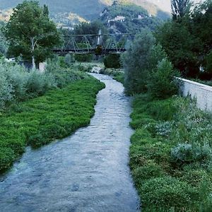 Residence Il Giardino Sul Fiume Nera チェッレート・ディ・スポレート Exterior photo