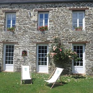 Livry  Chambre D'Hotes Entre Terre Et Mer Bed & Breakfast Exterior photo