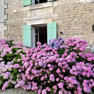 Allemans La Maison D'Hortense Et Lili Bed & Breakfast Exterior photo