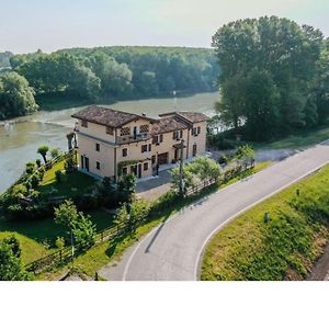 B&B La Casa Sul Fiume San Martino dall'Argine Exterior photo