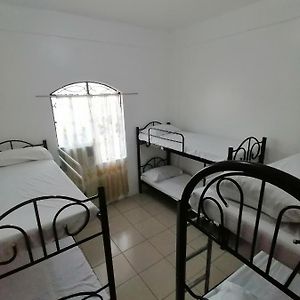 Dagupan City Two-Hearts Dormitory Bed & Breakfast Exterior photo