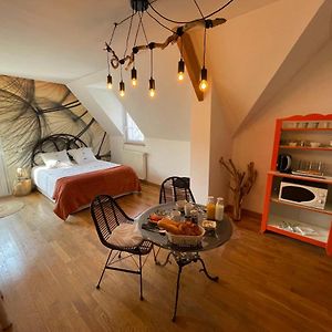 Putot-en-Auge Belle Chambre Double Orange Tout Bonnement Bien Bed & Breakfast Exterior photo