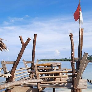 Prima Homestay Mentawai Mitra Reddoorz Tua Pejat Exterior photo