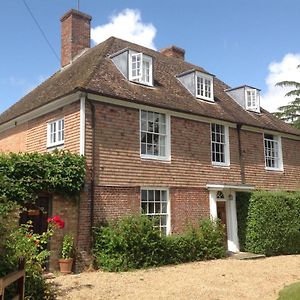 Iden Baron'S Grange Bed & Breakfast Exterior photo