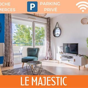 Zenbnb - Le Majestic / Appartement Avec 1 Chambre / Parking Prive / Balcon アンヌマス Exterior photo