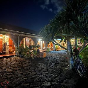 サン・ジョゼフ Les Grands Monts Bed & Breakfast Exterior photo