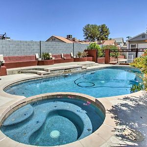 フェニックス Glendale Oasis With Saltwater Pool And Hot Tub!ヴィラ Exterior photo