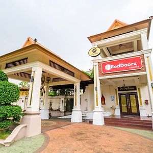 Ruen Rattana Resort ノンタブリー Exterior photo